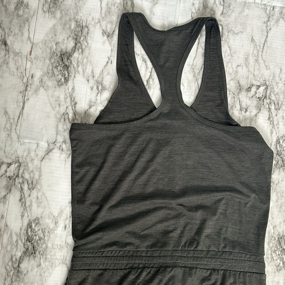 Vuori | Lux Jumpsuit Size Small. Heathered Gray ankle length joggers - Picture 11 of 14